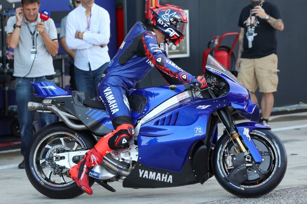 Setback for Yamaha as Augusto Fernandez endures “long, hard” day on V4-powered M1