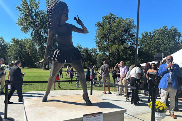 Statue of rock n' roll queen Tina Turner unveiled in Tennessee community where she grew up