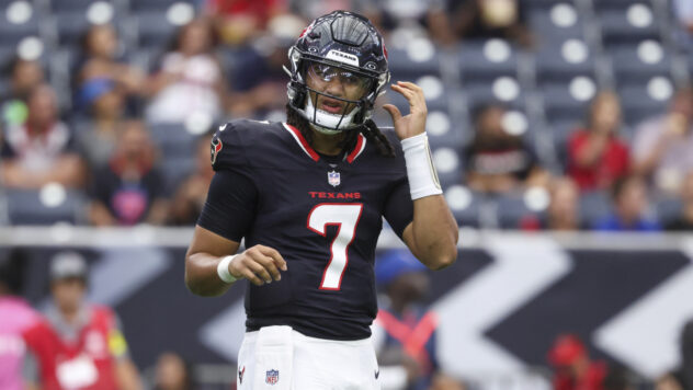 Texans Can Herd Rams Through the Trenches