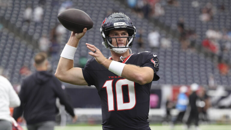 Texans lock down backup QB with one-year extension