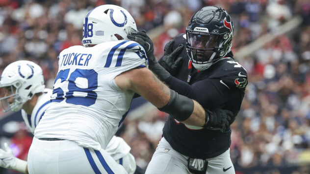 Texans open practice windows for pair of defensive players