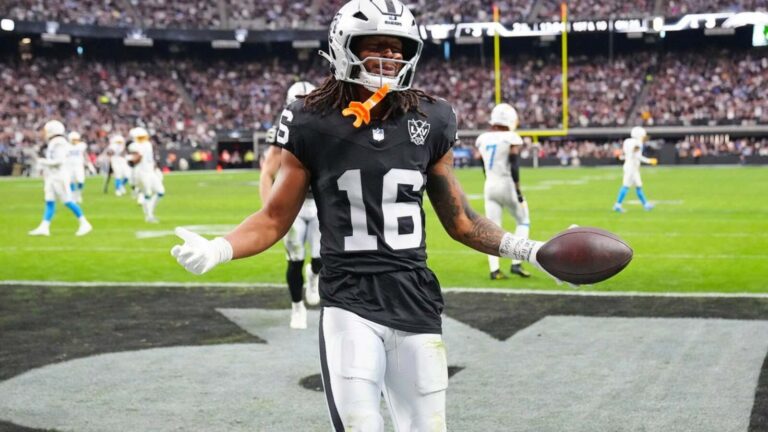 Trade denied, Raiders WR Jakobi Meyers to play 'for teammates'
