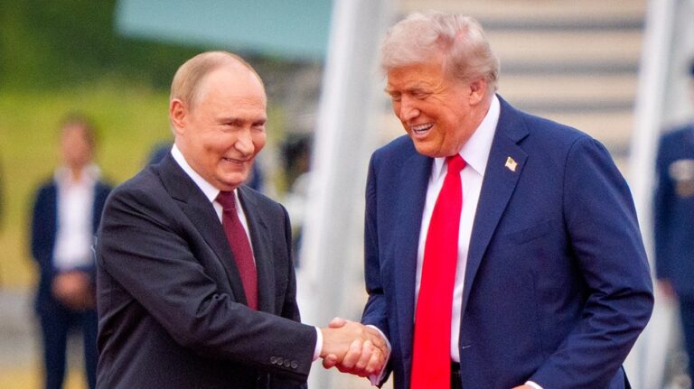 Trump says he's running out of patience with Putin 'fast' over Ukraine conflict negotiations