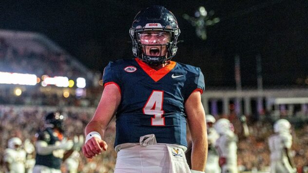 Virginia fans rush field after Cavaliers upset Florida State in double OT