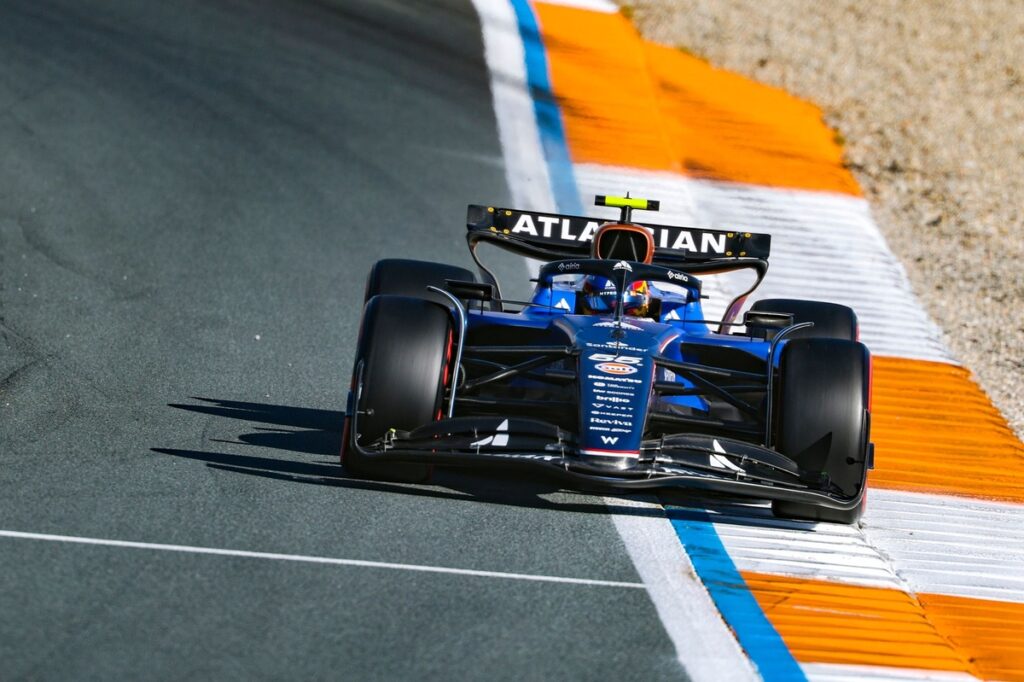 Williams submits right of review for Carlos Sainz penalty following F1 Dutch GP crash