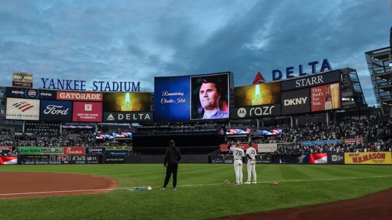 Yankees hold moment of silence in honor of Charlie Kirk after shooting death in Utah