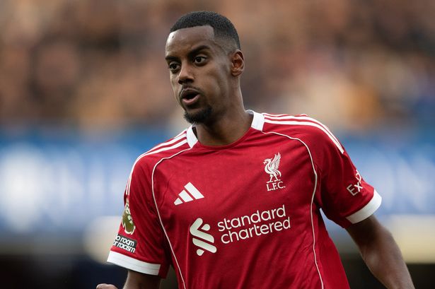 Alexander Isak offers fresh fitness update with 'better position' claim after Liverpool move