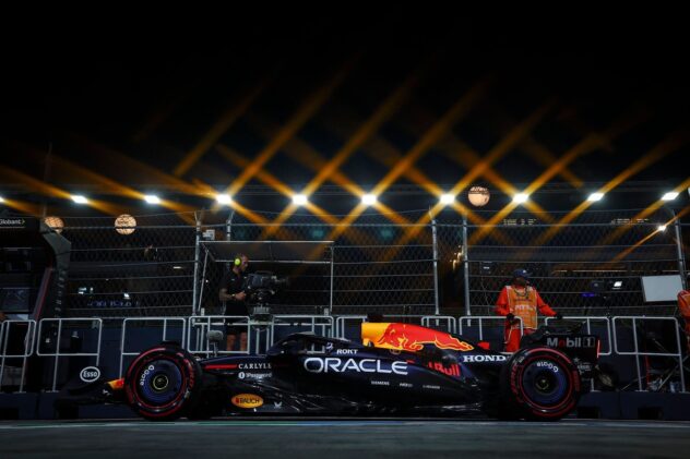 Analysis: Can Max Verstappen beat the McLaren pair in Singapore?