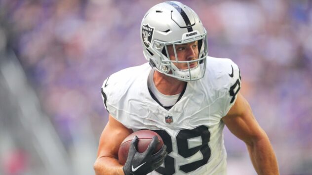 Brock Bowers injury update: Raiders TE’s status revealed vs. Colts