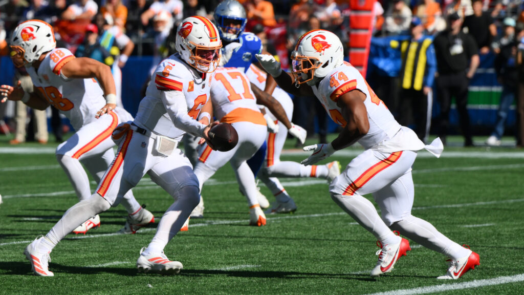 Buccaneers Beat Seahawks 38-35 and I Might Not Survive if Every Game is Like This