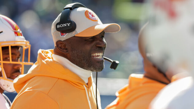 Bucs Have 6 Players Out, 1 Questionable For Sunday’s Game