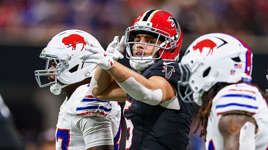 Falcons stun Bills behind brilliant offensive performances from Bijan Robinson and Drake London
