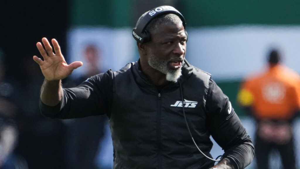 HC Aaron Glenn looks like he should be one-and-done with Jets