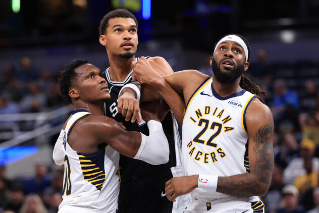 It’s time for Basketball: Spurs vs Indiana Pacers