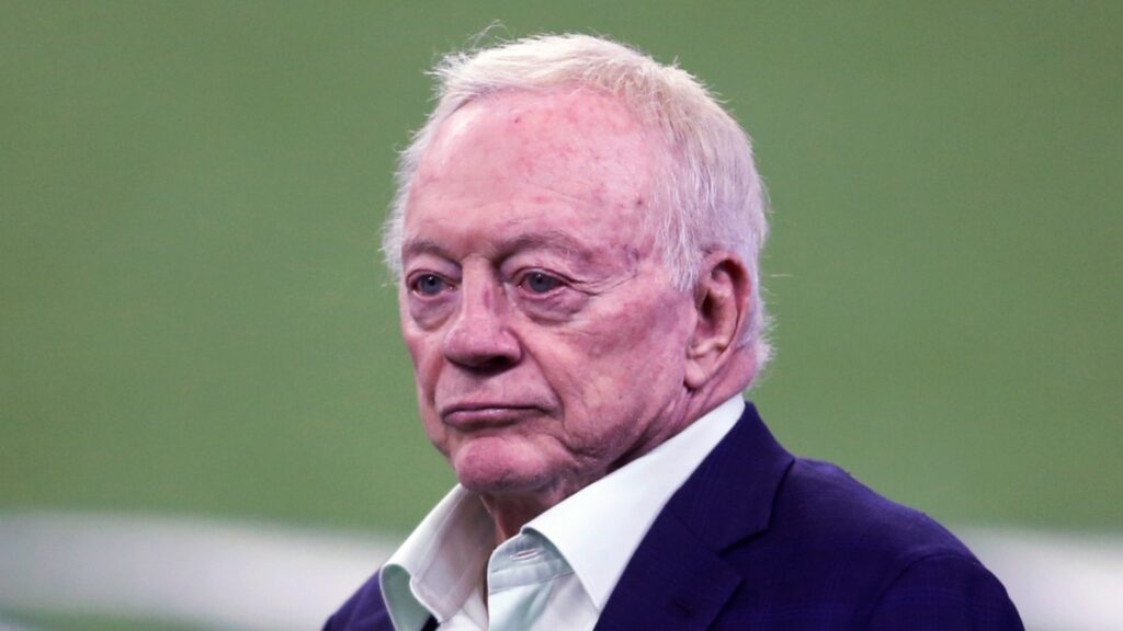 Jerry Jones passes on fielding media questions following loss to Panthers