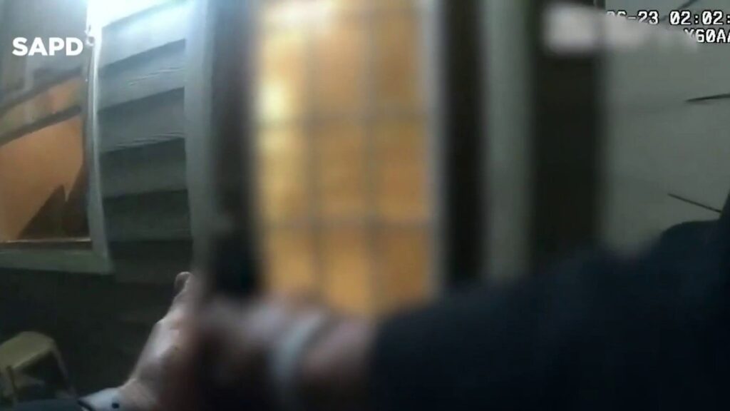 Jurors view first moments of SAPD response in Melissa Perez shooting case