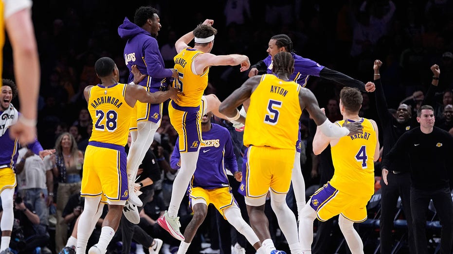 Lakers' Austin Reaves comes up big again, nails game-winner vs T'Wolves