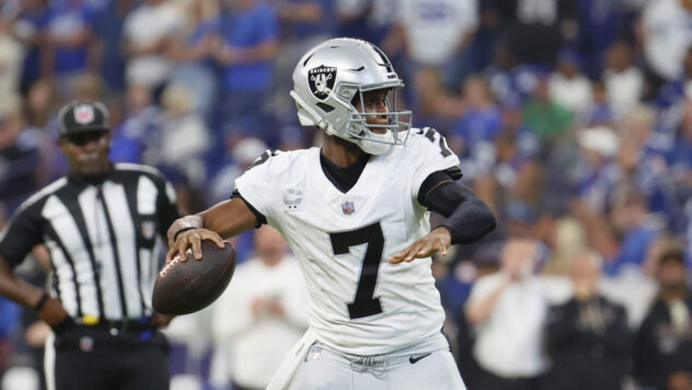 'Mildly Concerned': ESPN Reporter Comments on Geno Smith’s Raiders Situation