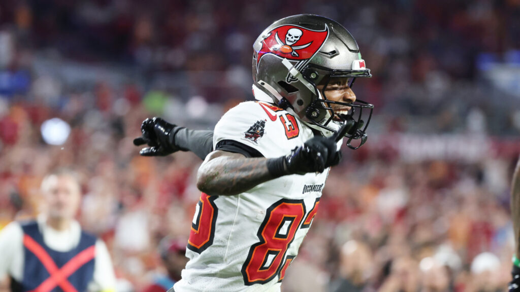 NFC Notes: Baker Mayfield, Tez Johnson, Buccaneers, Falcons, Panthers