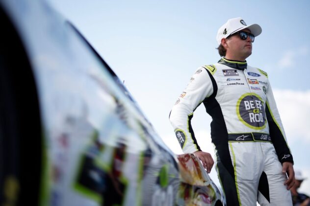 Noah Gragson criticizes NASCAR 25 driver ratings, saying "they did a bad job"