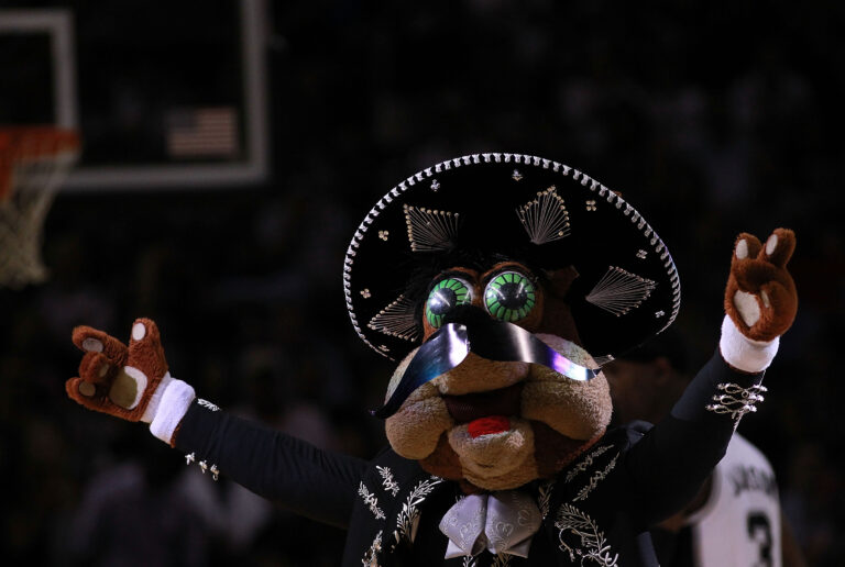 Open Thread: Spurs announce culinary residency program