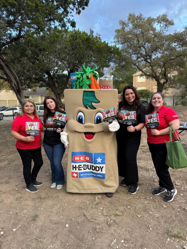 Open Thread: Spurs promote Propositions A & B during San Antonio Neighbors Together