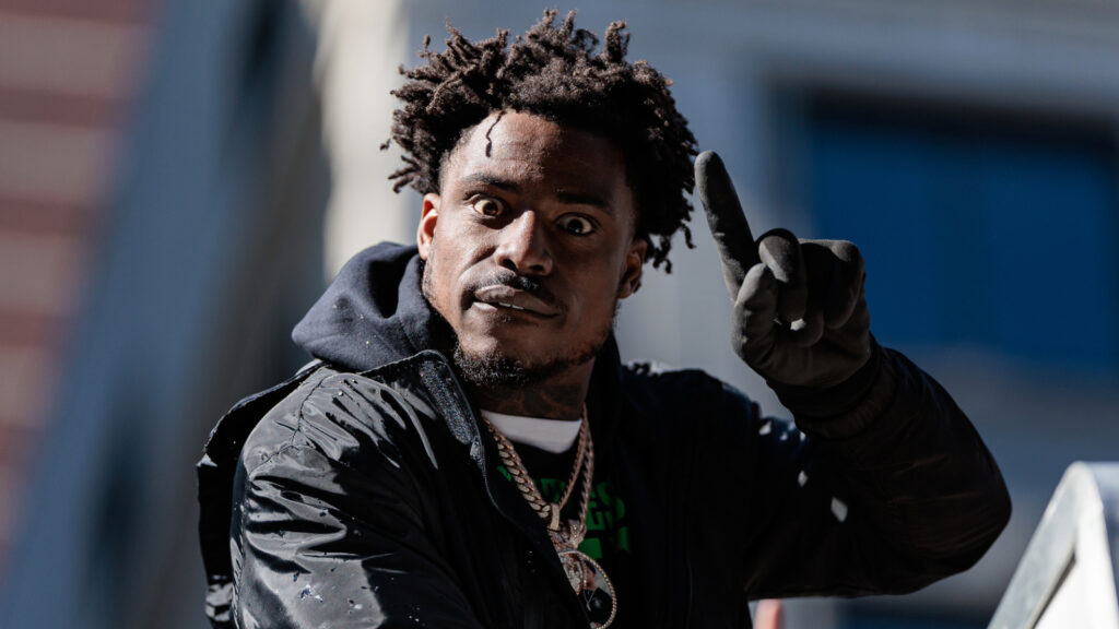 Ravens sign Eagles Super Bowl champion in wake of injuries