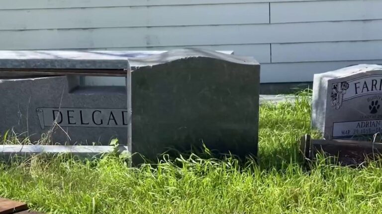 San Antonio business owner pleads guilty to stealing $50K from families who ordered cemetery headstones