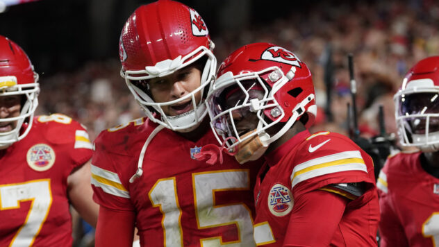 'SNF' takeaways: Chiefs get statement win over Lions 