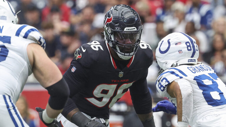 Texans activate Denico Autry, Jaylen Reed