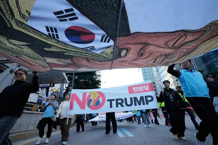 Trump aims to start his Asia trip with dealmaking in Malaysia