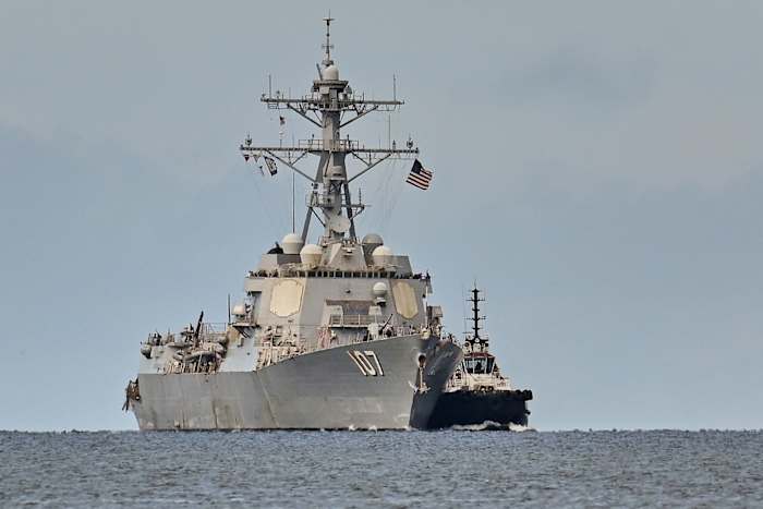 US warship docks in Trinidad and Tobago, putting more pressure on Venezuela