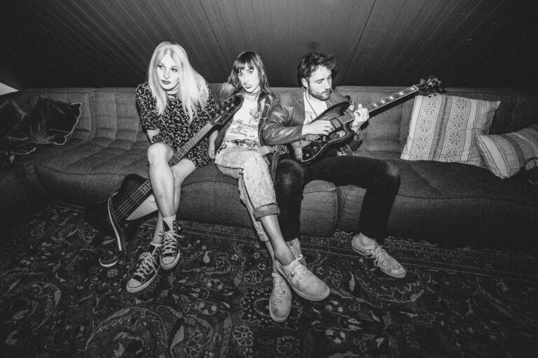 Watch Ekko Astral’s Video for New Song “Horseglue”