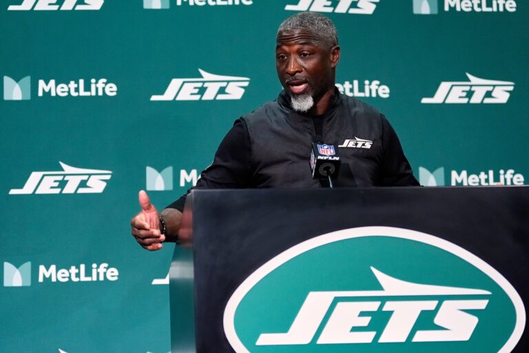 Why Jets travelled to London so early ahead of international game against Broncos