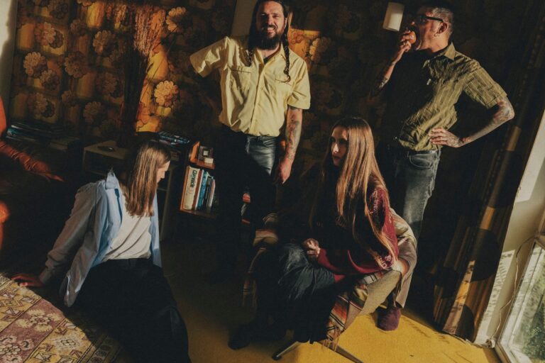 Dry Cleaning Share Video for New Song “Cruise Ship Designer”: Watch