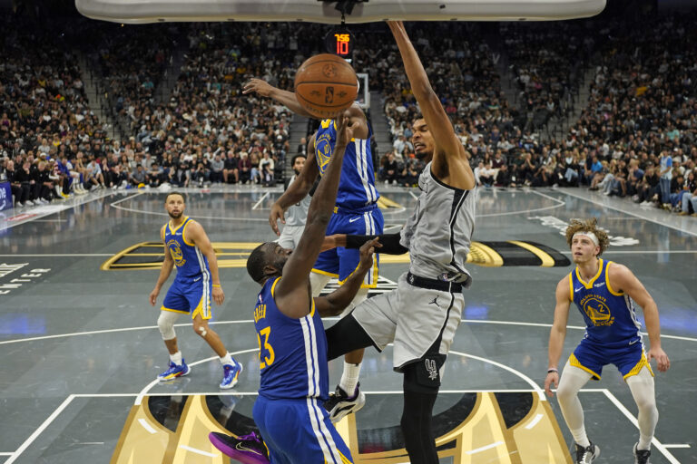 Highlights: Spurs lose heartbreaker despite Fox & Wemby combining for 50