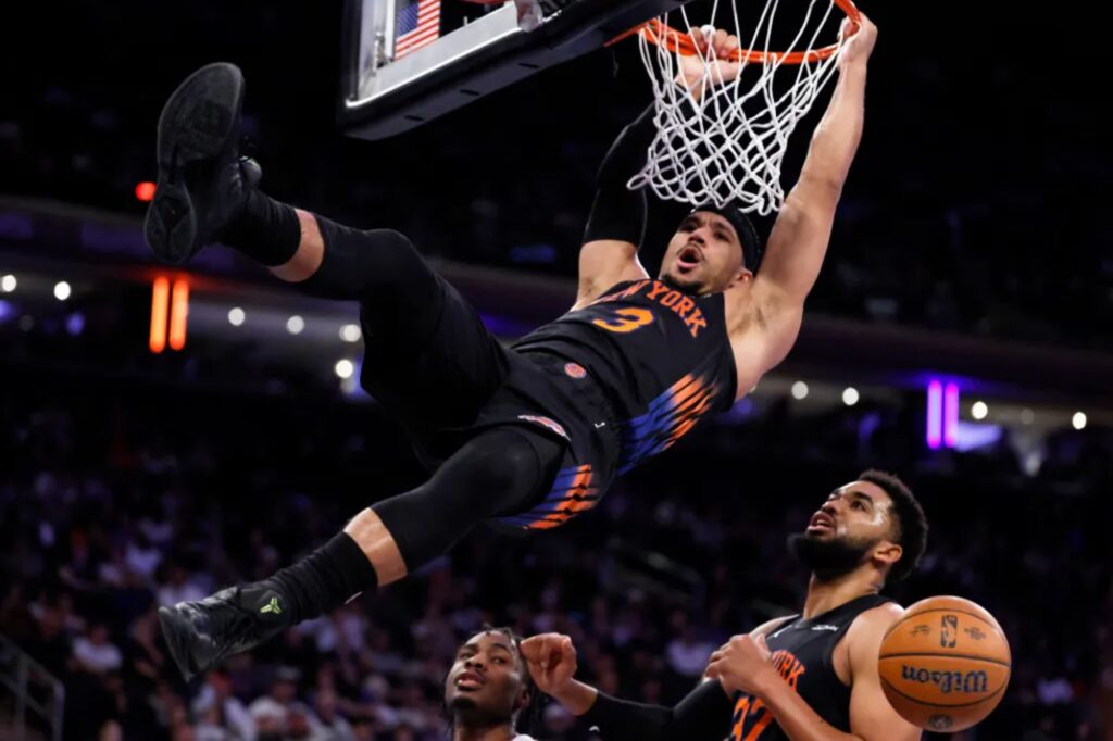 Josh Hart makes his fourth-quarter return worthwhile in historic Knicks performance
