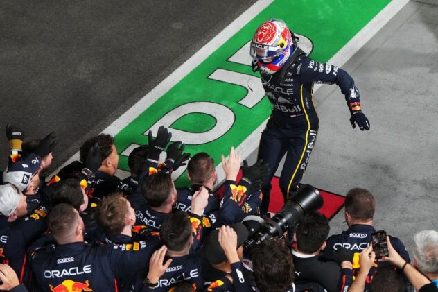 Max Verstappen championship support blows up as McLaren lose big in Las Vegas