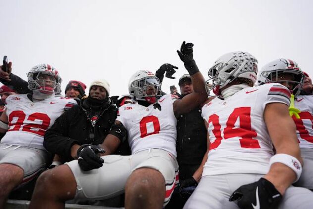 Ohio State punches ticket to Big Ten title game, SEC and ACC await Saturday night results