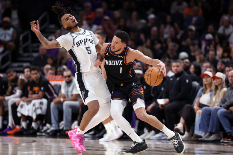 San Antonio vs. Phoenix, Final Score: Spurs suffer embarrassing first loss of season, 118-130