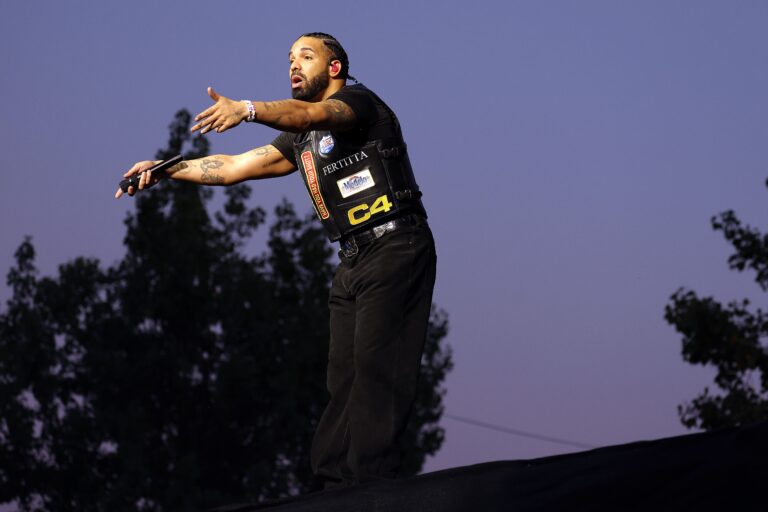 Spotify Failed to Act on Bot-Farmed Drake Streams, Class-Action Lawsuit Alleges