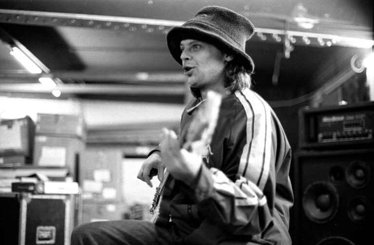 Stone Roses and Primal Scream Bassist Gary “Mani” Mounfield Dies at 63