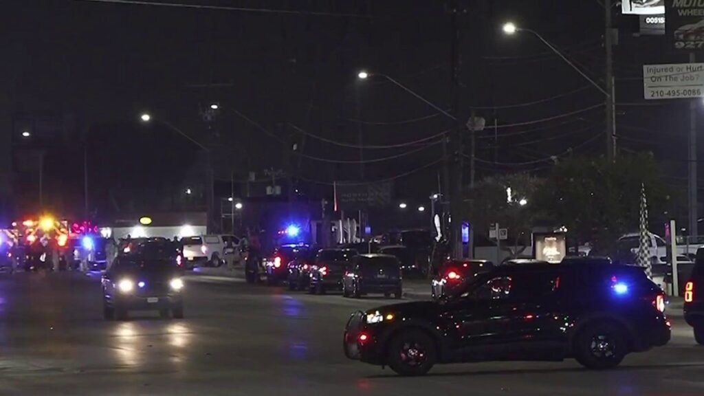 Texas congressmen demand answers from Trump administration on North Side immigration raid