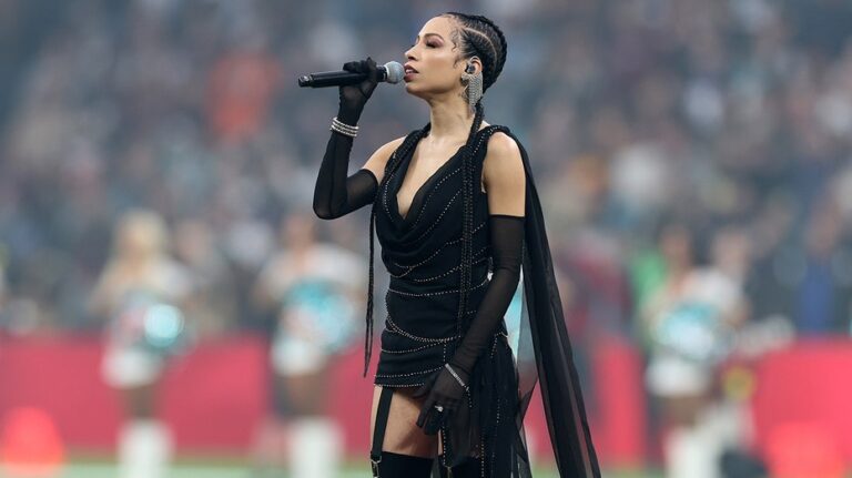 US national anthem singer for NFL's Spain game sparks debate over outfit choice