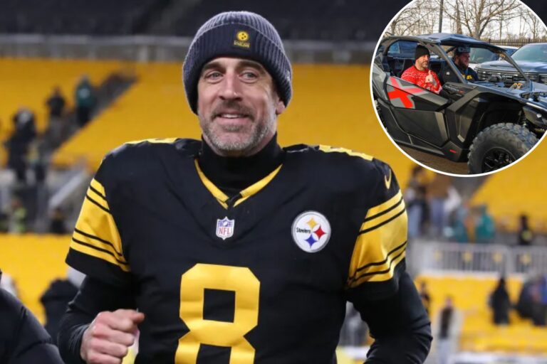 Aaron Rodgers gives his Steelers linemen $20K vehicles for Christmas: ‘Gift of horsepower’