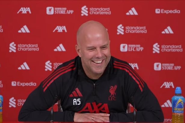 Arne Slot gives cryptic answer on whether Mohamed Salah has apologized to him