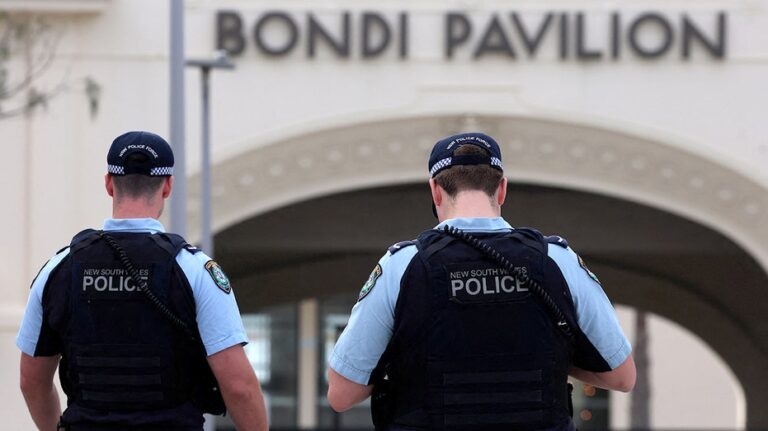 Australian authorities release 7 men detained over possible violent plot in wake of Bondi Beach shooting