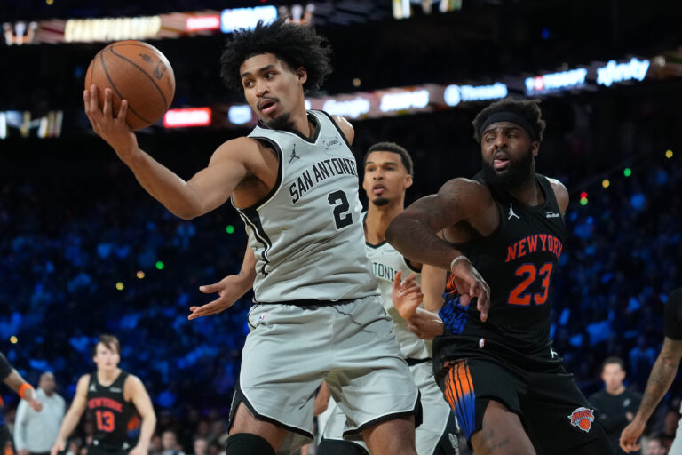 Highlights: Seven players score in double figures in Emirates NBA Cup Final vs. Knicks
