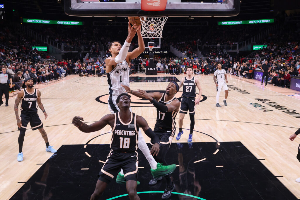 Highlights: Wemby shines in Spurs’ throttling of Hawks