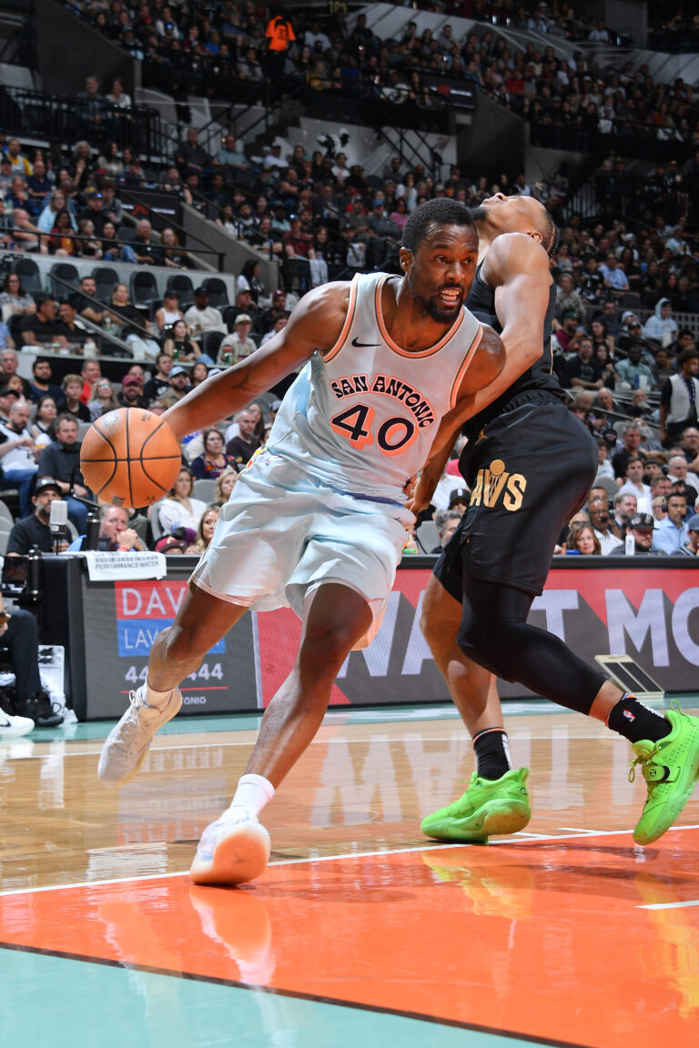 It’s time for Basketball: Spurs at Cleveland Cavaliers